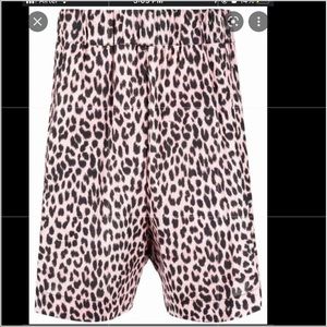 🌸Animal print loose ZARA shorts❤️
